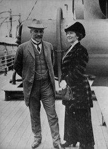 The Bordens at sea, 1912. (Library and Archives Canada / C-017778) http://collectionscanada.gc.ca/pam_archives/index.php?fuseaction=genitem.displayItem&rec_nbr=3191880&lang=eng