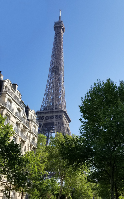 Vue de la Tour Eiffel sous un ciel parisien, 2018