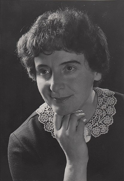 Chava Rosenfarb in 1940s.