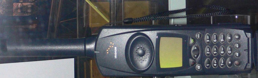 Photo of the Motorola Iridium phone from 1998