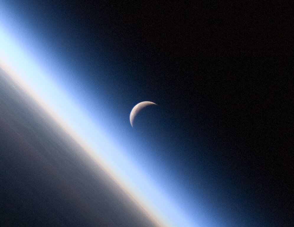 Crescent Moon, Earth's Atmosphere (NASA, International Space Station Science, 09/04/10)