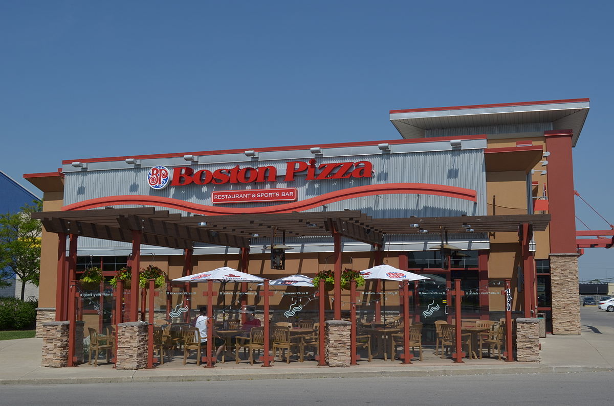 Boston Pizza Restaurant