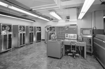 Ordinateur IBM 704