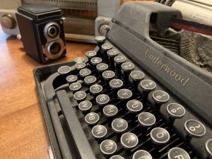 Keyboard of an old typewriter.
