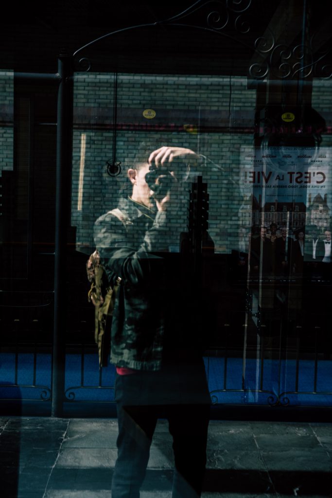 image of a photographer in a mirror