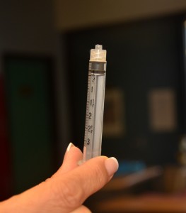 Luer lock needle