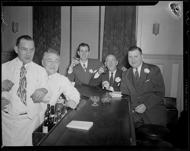 An old picture of the staff of the Hotel Avery