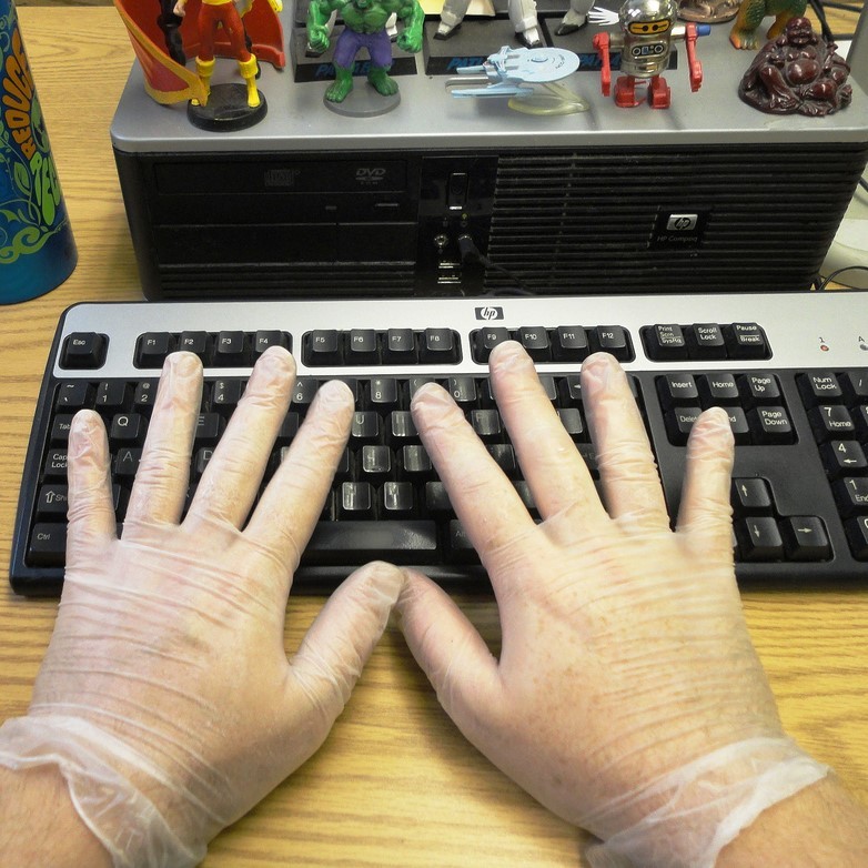 handswearing gloves while typing