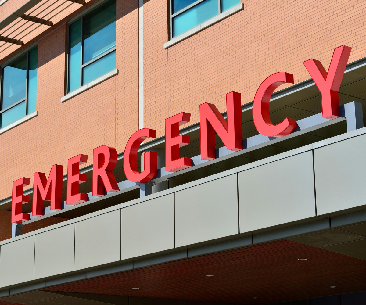 The exterior sign of a hospital emergency department.